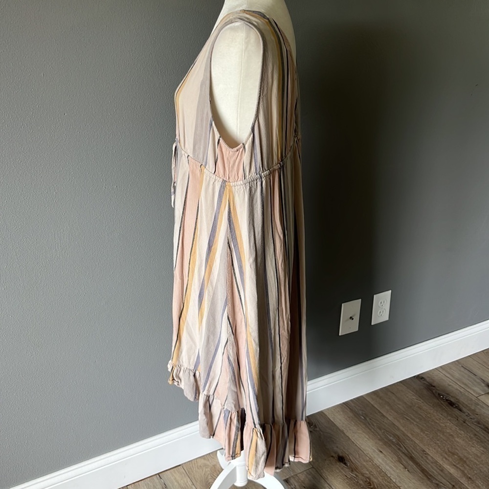 Saltwater Luxe Lovestoned Neutral Striped High Low Dress - Picture 5 of 11